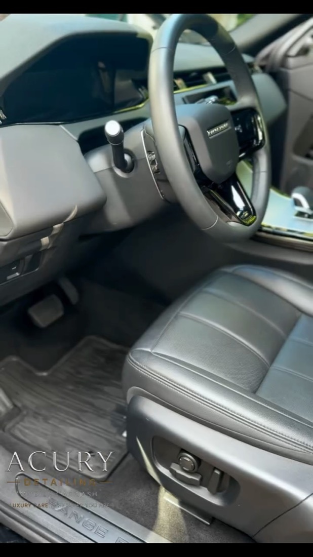 Spotless Range Rover interior after detailing
